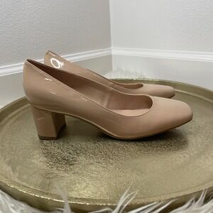 BANDOLINO Tan Square Toed Heels Size 8